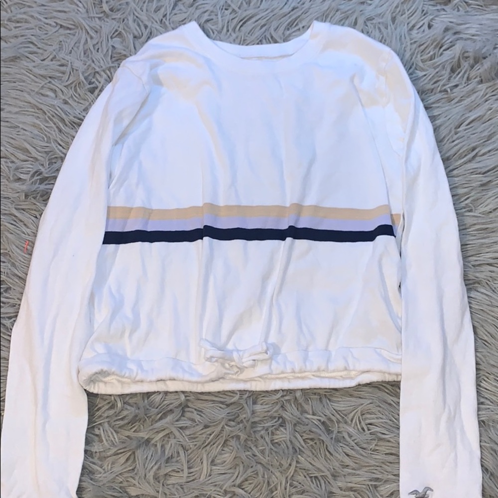 hollister shirt cropped